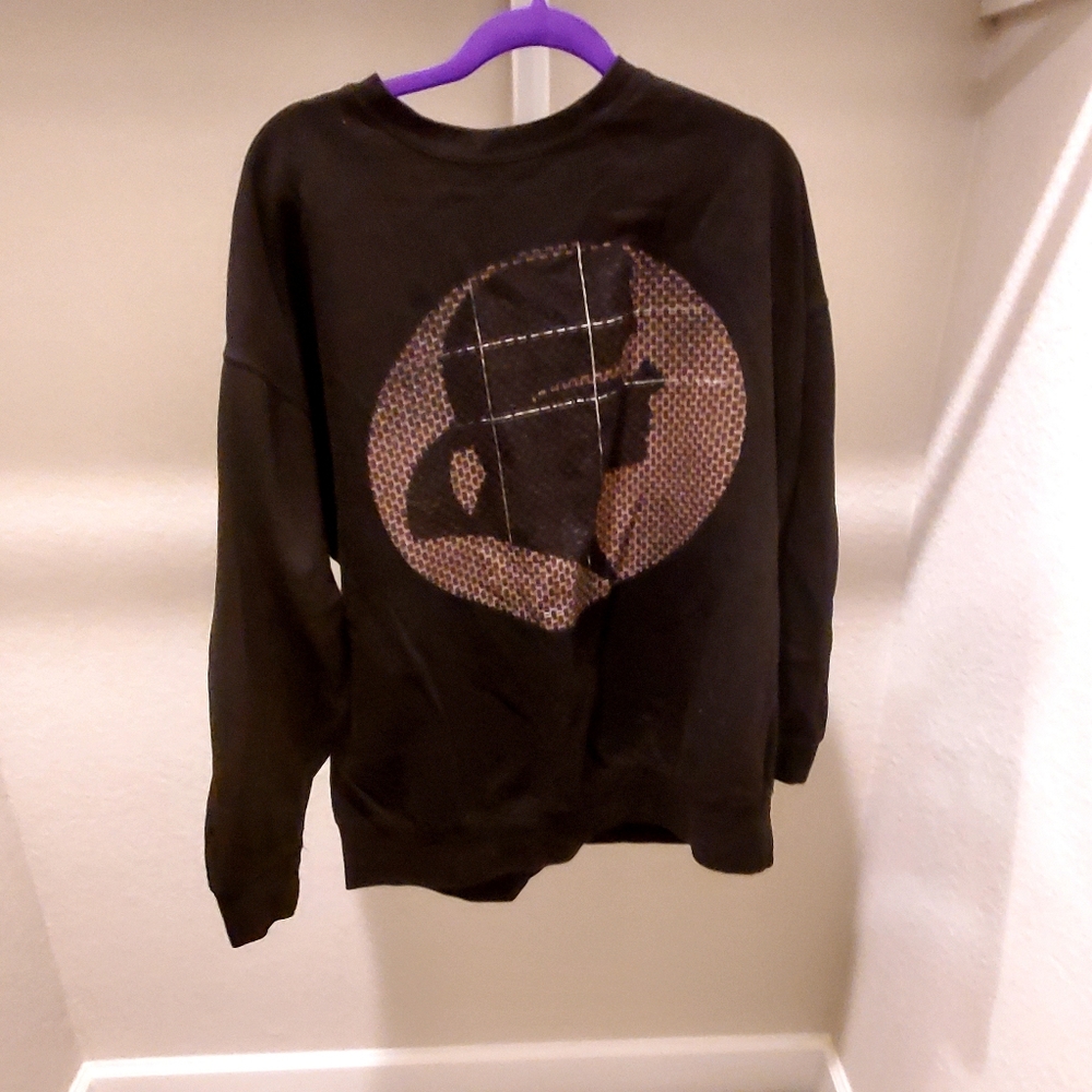 Black Sweatshirt w/ Graphic